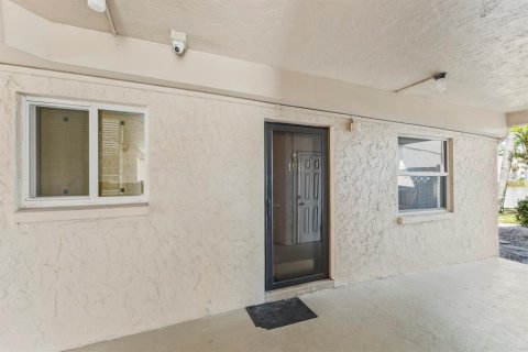 Condo in Bradenton, Florida, 2 bedrooms  № 1675504 - photo 3