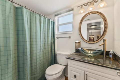 Condo in Bradenton, Florida, 2 bedrooms  № 1675504 - photo 20