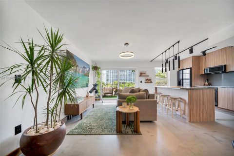 Copropriété à vendre à Miami Beach, Floride: 2 chambres, 92.16 m2 № 2002136 - photo 5