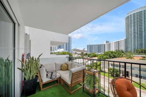 Copropriété à vendre à Miami Beach, Floride: 2 chambres, 92.16 m2 № 2002136 - photo 7