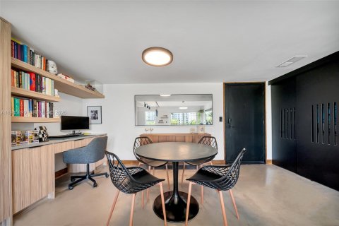 Copropriété à vendre à Miami Beach, Floride: 2 chambres, 92.16 m2 № 2002136 - photo 15