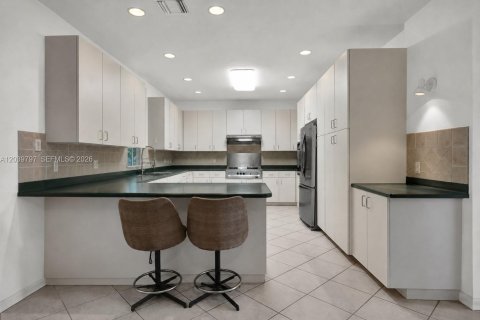 House in Homestead, Florida 5 bedrooms, 444.35 sq.m. № 2184804 - photo 14