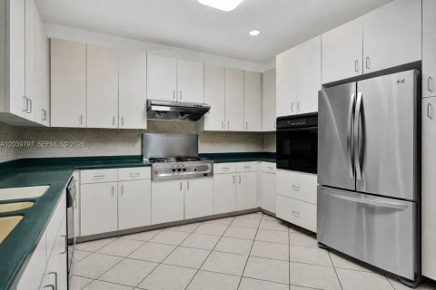 House in Homestead, Florida 5 bedrooms, 444.35 sq.m. № 2184804 - photo 5