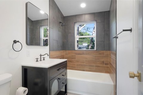 Villa ou maison à vendre à Saint Petersburg, Floride: 2 chambres, 129.13 m2 № 2405712 - photo 17