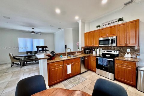 Снять в аренду виллу или дом в Хомстед, Флорида 5 спален, 267.93м2, № 2006607 - фото 24