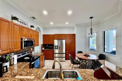 Снять в аренду виллу или дом в Хомстед, Флорида 5 спален, 267.93м2, № 2006607 - фото 23