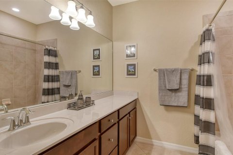 Condo in Bradenton, Florida, 3 bedrooms  № 1733482 - photo 20