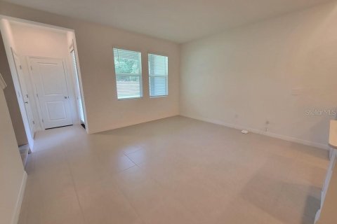 Adosado en alquiler en Zephyrhills, Florida, 3 dormitorios, 148.36 m2 № 2150980 - foto 9