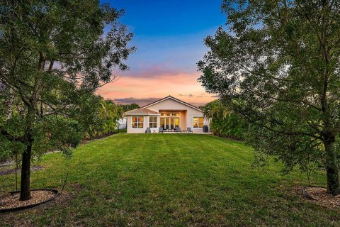 Villa ou maison à vendre à Jupiter, Floride: 3 chambres, 252.32 m2 № 2247965 - photo 3