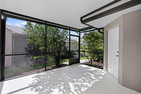 Townhouse in Orlando, Florida 2 bedrooms, 107.3 sq.m. № 1837579 - photo 30