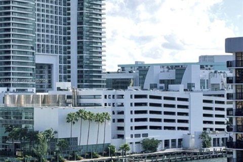 Купить кондоминиум в Халландейл-Бич, Флорида 2 спальни, 104.98м2, № 2006638 - фото 19