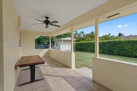 Купить виллу или дом в Майами, Флорида 8 комнат, 315.5м2, № 1964921 - фото 11