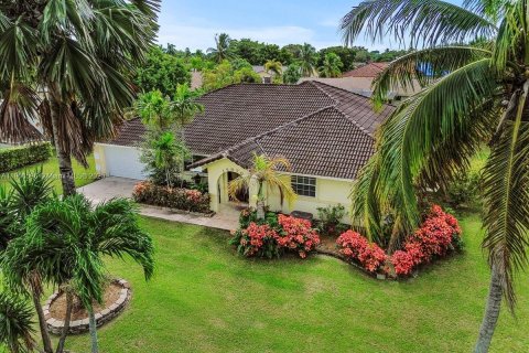 Купить виллу или дом в Майами, Флорида 8 комнат, 315.5м2, № 1964921 - фото 2