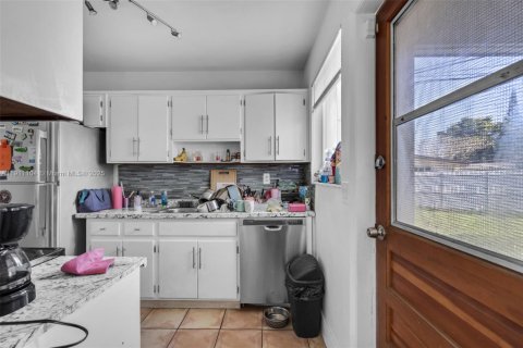 Casa en venta en Palmetto Bay, Florida, 3 dormitorios, 110.46 m2 № 1966963 - foto 21