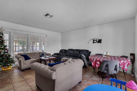 Casa en venta en Palmetto Bay, Florida, 3 dormitorios, 110.46 m2 № 1966963 - foto 17