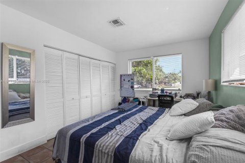 Casa en venta en Palmetto Bay, Florida, 3 dormitorios, 110.46 m2 № 1966963 - foto 24