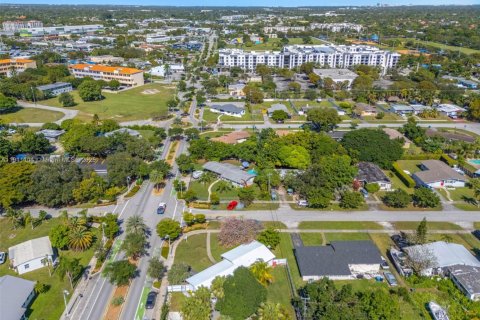 Casa en venta en Palmetto Bay, Florida, 3 dormitorios, 110.46 m2 № 1966963 - foto 12