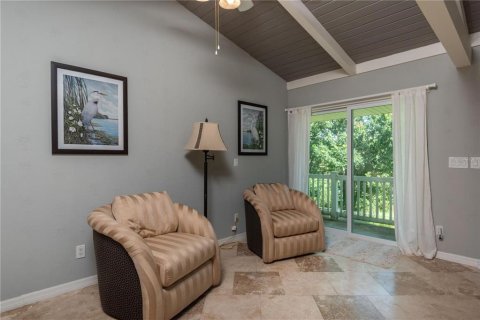 House in Summerfield, Florida 5 bedrooms, 384.89 sq.m. № 2308793 - photo 23
