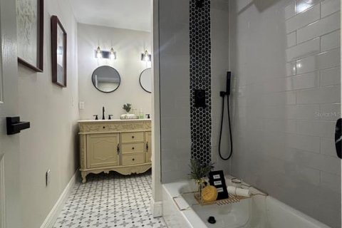 Купить виллу или дом в Тампа, Флорида 4 комнаты, 165.92м2, № 1910703 - фото 20