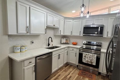 Купить виллу или дом в Тампа, Флорида 4 комнаты, 165.92м2, № 1910703 - фото 30