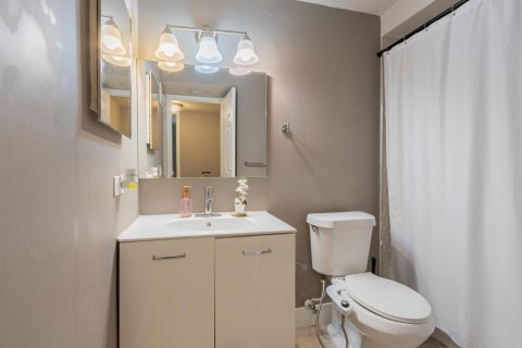 Condominio en alquiler en Doral, Florida, 2 dormitorios, 92.16 m2 № 2084032 - foto 10