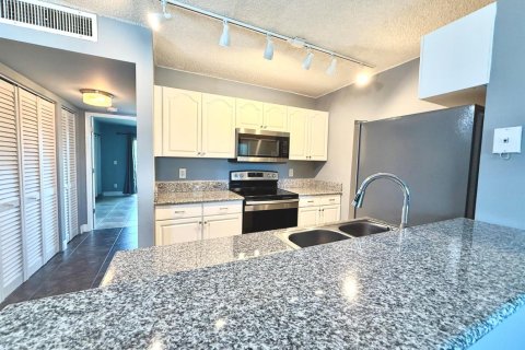 Condo in Boynton Beach, Florida, 1 bedroom  № 2320353