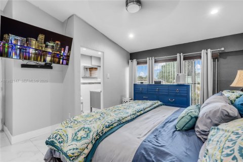 Casa en venta en Miami Gardens, Florida, 3 dormitorios, 151.8 m2 № 2024726 - foto 20