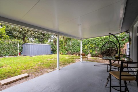 Casa en venta en Miami Gardens, Florida, 3 dormitorios, 151.8 m2 № 2024726 - foto 25