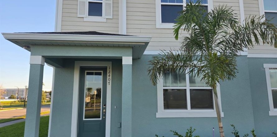 Adosado en Orlando, Florida 4 dormitorios, 155.89 m2 № 1908756