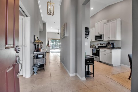 Condo in Bradenton, Florida, 2 bedrooms № 1986743 - photo 10