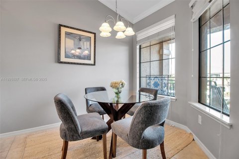 Condo in Bradenton, Florida, 2 bedrooms № 1986743 - photo 11