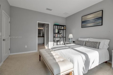 Condo in Bradenton, Florida, 2 bedrooms № 1986743 - photo 30