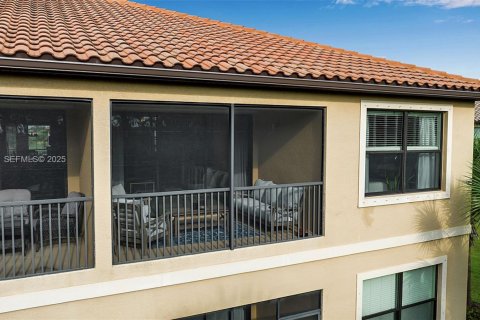 Condo in Bradenton, Florida, 2 bedrooms № 1986743 - photo 27