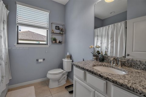 Condo in Bradenton, Florida, 2 bedrooms № 1986743 - photo 20