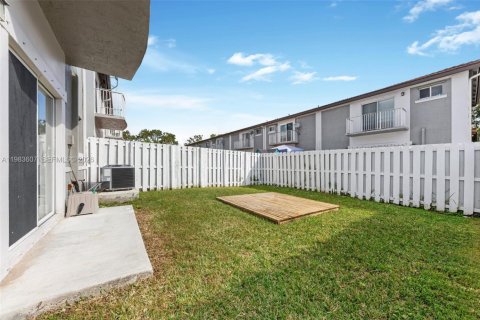 Adosado en alquiler en Miramar, Florida, 3 dormitorios, 141.03 m2 № 2050247 - foto 17