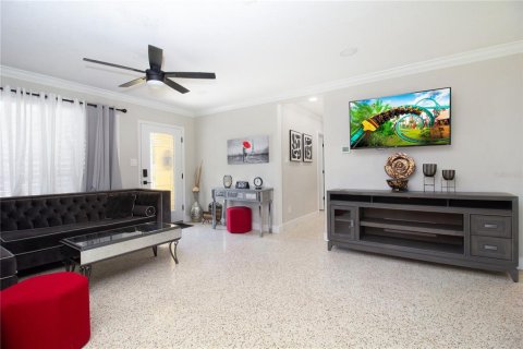 Villa ou maison à vendre à Tampa, Floride: 3 chambres, 105.91 m2 № 2230128 - photo 4