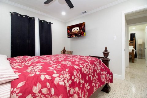 Villa ou maison à vendre à Tampa, Floride: 3 chambres, 105.91 m2 № 2230128 - photo 19