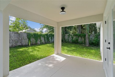 Casa en venta en Ocklawaha, Florida, 3 dormitorios, 146.69 m2 № 2324572 - foto 6