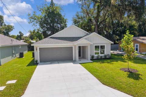 Casa en venta en Ocklawaha, Florida, 3 dormitorios, 146.69 m2 № 2324572 - foto 2