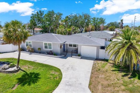 Villa ou maison à vendre à Saint Petersburg, Floride: 3 chambres, 130.81 m2 № 1640668 - photo 21