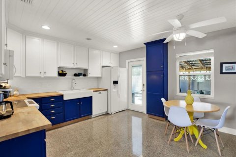 Villa ou maison à vendre à Saint Petersburg, Floride: 3 chambres, 130.81 m2 № 1640668 - photo 7