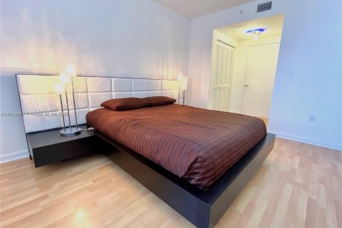 Condo in Aventura, Florida, 2 bedrooms  № 1772319 - photo 5