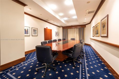 Condominio en alquiler en Aventura, Florida, 2 dormitorios, 109.16 m2 № 1772319 - foto 30