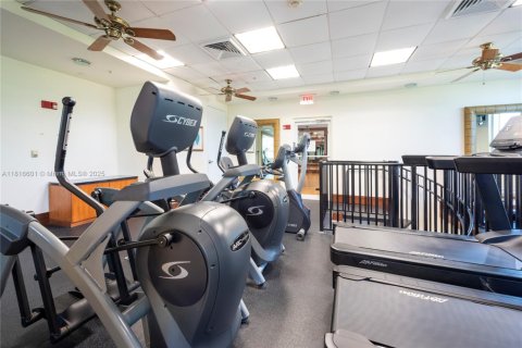 Condo in Aventura, Florida, 2 bedrooms  № 1772319 - photo 26