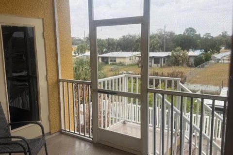 House in Hudson, Florida 3 bedrooms, 178.56 sq.m. № 2096488 - photo 17