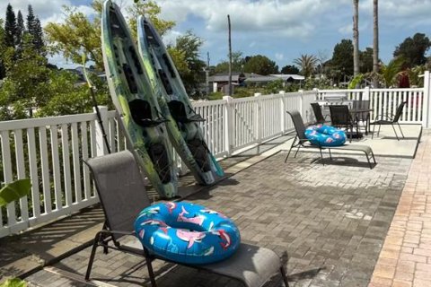 House in Hudson, Florida 3 bedrooms, 178.56 sq.m. № 2096488 - photo 11