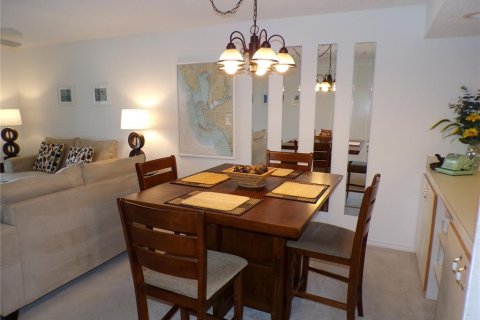 Condo in Punta Gorda, Florida, 2 bedrooms  № 1780636 - photo 8