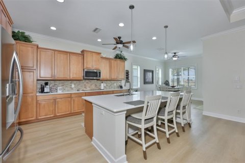House in Sun City Center, Florida 3 bedrooms, 220.83 sq.m. № 2223596 - photo 21