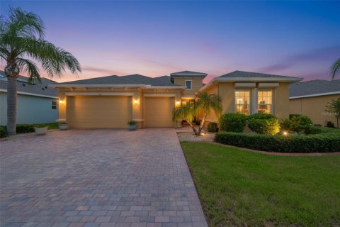 House in Sun City Center, Florida 3 bedrooms, 220.83 sq.m. № 2223596 - photo 2