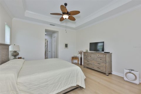 House in Sun City Center, Florida 3 bedrooms, 220.83 sq.m. № 2223596 - photo 26